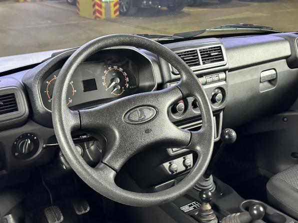 Lada (ВАЗ) Niva Legend с пробегом 2024 года, цена 979 000 рублей, 402 км, внедорожник, Автокод Объявления