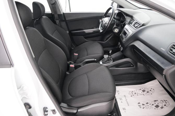 Kia Rio III Рестайлинг с пробегом 2017 года, цена 1 199 000 рублей, 88400 км, седан, Автокод Объявления