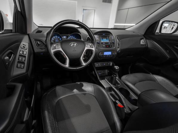 Hyundai ix35 I с пробегом 2013 года, цена 1 095 000 рублей, 149718 км, внедорожник, Автокод Объявления