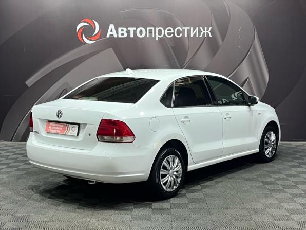 Volkswagen Polo V с пробегом 2014 года, цена 610 000 рублей, 181000 км, седан, Автокод Объявления