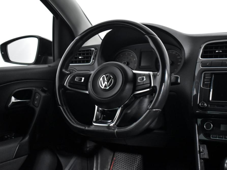 Volkswagen Polo V Рестайлинг Санкт-Петербург  - изображение 15