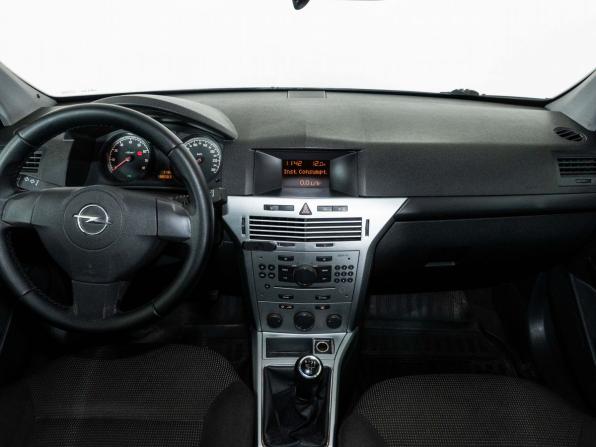 Opel Astra H Рестайлинг с пробегом 2013 года, цена 650 000 рублей, 195000 км, хэтчбек, Автокод Объявления