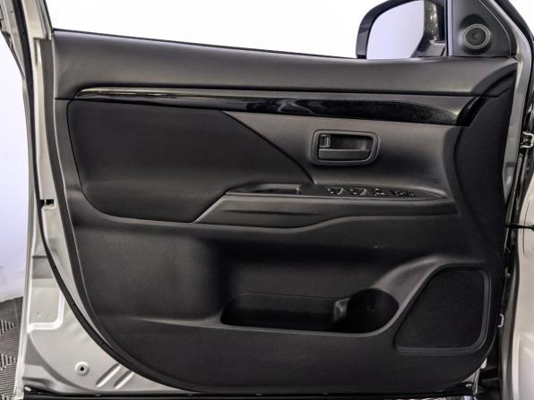 Mitsubishi Outlander III Рестайлинг 3 с пробегом 2021 года, цена 2 465 000 рублей, 53816 км, внедорожник, Автокод Объявления
