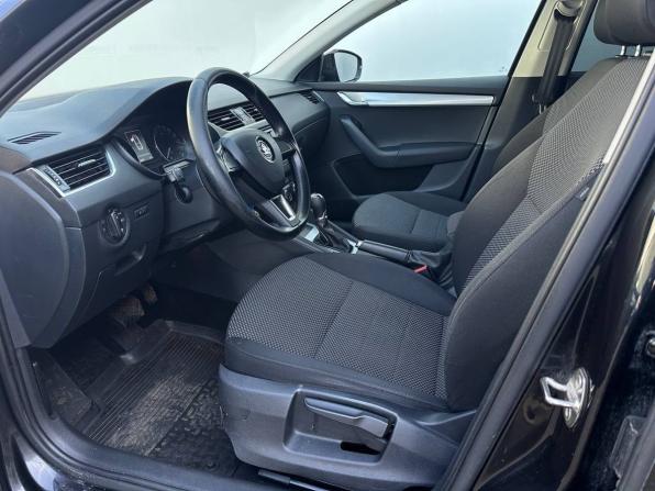 Skoda Octavia III (A7) с пробегом 2016 года, цена 900 000 рублей, 324400 км, лифтбек, Автокод Объявления