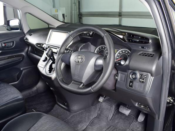 Toyota Wish II Рестайлинг с пробегом 2012 года, цена 1 425 995 рублей, 78037 км, минивэн, Автокод Объявления