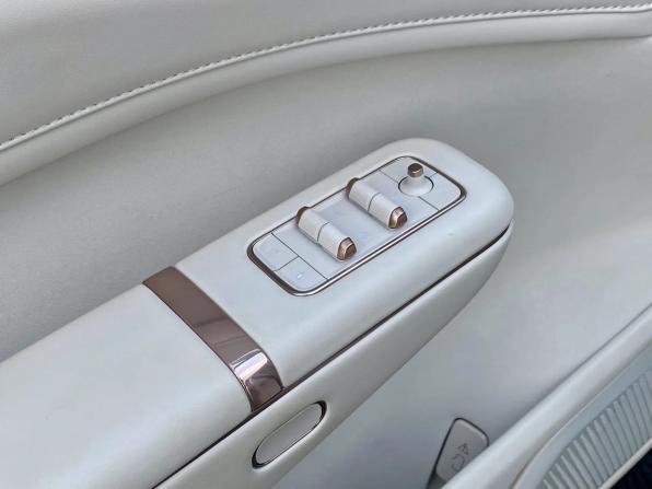 Новый Lynk &amp; Co 900 2026 года, цена 8 850 000 рублей, внедорожник, Автокод Объявления
