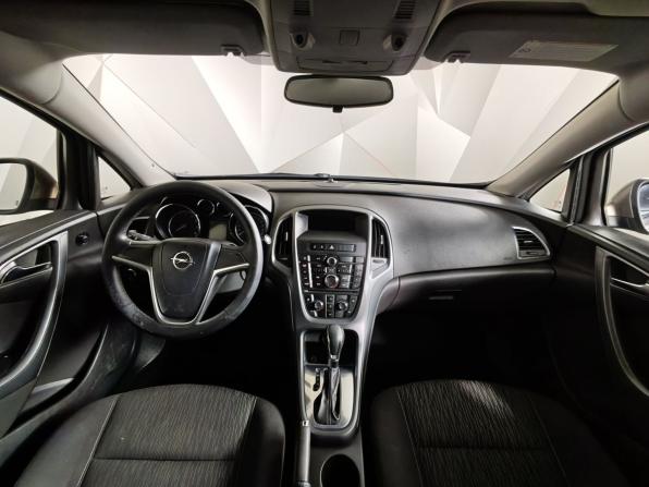 Opel Astra J Рестайлинг с пробегом 2012 года, цена 409 000 рублей, 202896 км, седан, Автокод Объявления