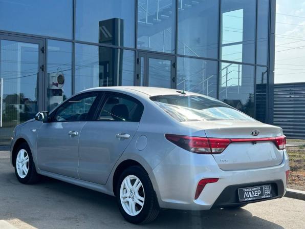 Kia Rio IV с пробегом 2018 года, цена 890 000 рублей, 149312 км, седан, Автокод Объявления