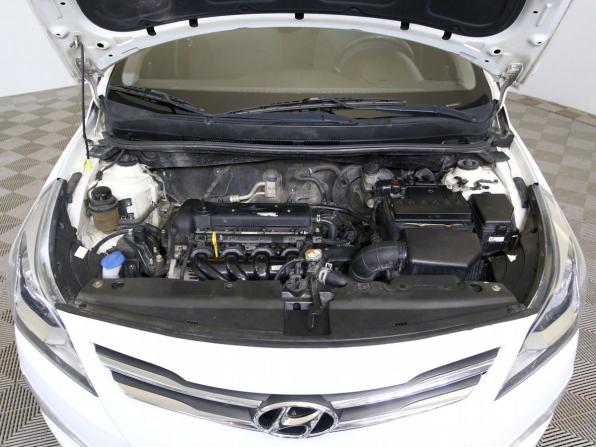 Hyundai Solaris I Рестайлинг с пробегом 2016 года, цена 799 000 рублей, 114176 км, хэтчбек, Автокод Объявления