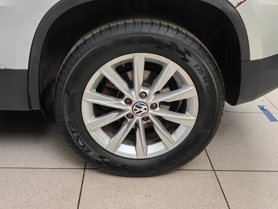 Volkswagen Tiguan I Рестайлинг Подольск  - изображение 24