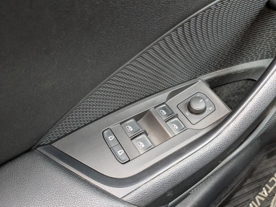 Skoda Octavia IV (A8) Москва  - изображение 7