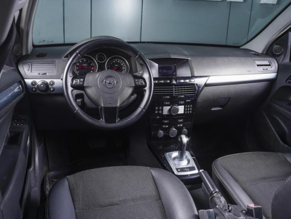 Opel Astra H Рестайлинг с пробегом 2008 года, цена 530 000 рублей, 139973 км, седан, Автокод Объявления