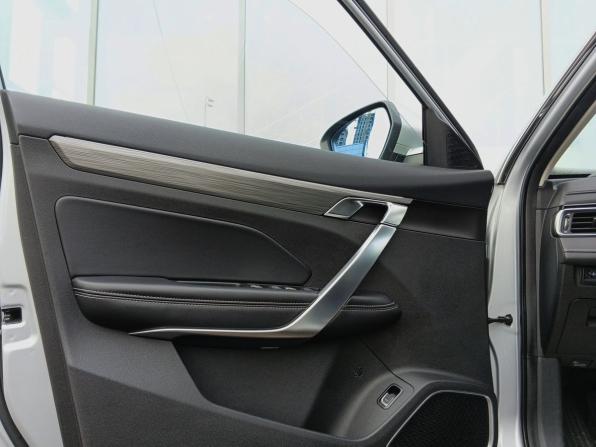 Geely Atlas Pro с пробегом 2023 года, цена 1 919 000 рублей, 70982 км, внедорожник, Автокод Объявления
