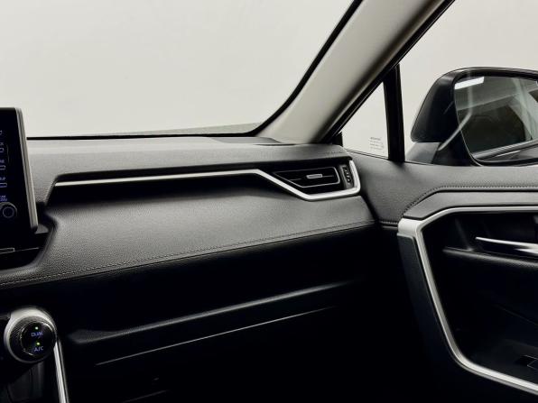 Toyota RAV4 V (XA50) с пробегом 2019 года, цена 3 989 000 рублей, 100806 км, внедорожник, Автокод Объявления