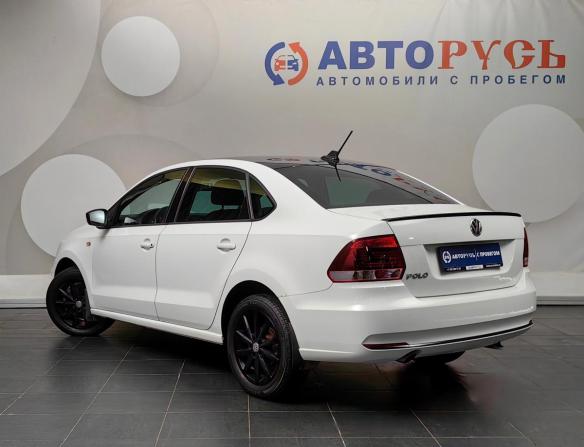Volkswagen Polo V Рестайлинг с пробегом 2018 года, цена 1 111 000 рублей, 104819 км, седан, Автокод Объявления