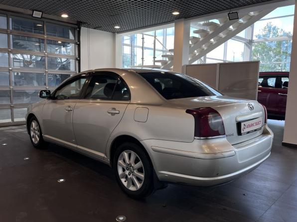 Toyota Avensis II Рестайлинг с пробегом 2008 года, цена 680 000 рублей, 392679 км, седан, Автокод Объявления