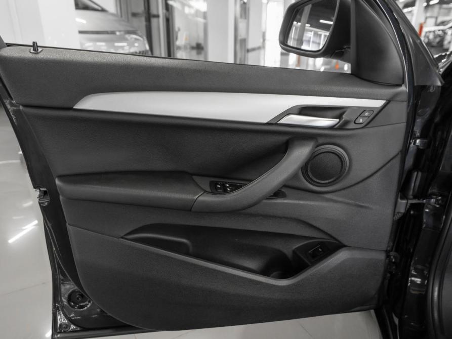 BMW X1 II (F48) Москва  - изображение 17