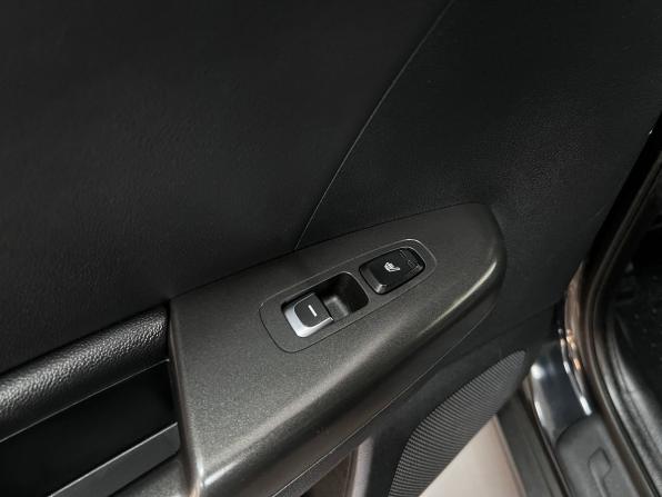 Kia Sportage IV Рестайлинг с пробегом 2018 года, цена 2 295 000 рублей, 132713 км, внедорожник, Автокод Объявления