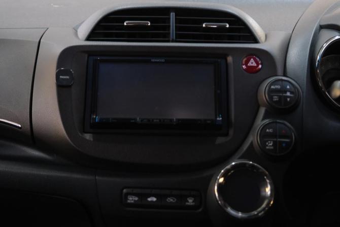 Honda Fit Shuttle I с пробегом 2011 года, цена 999 000 рублей, 147000 км, универсал, Автокод Объявления