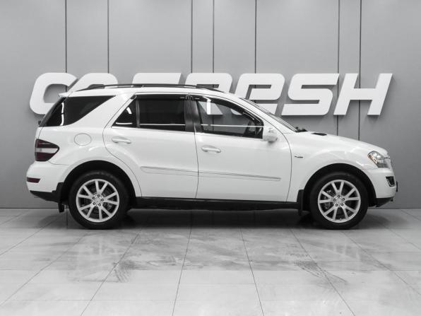 Mercedes-Benz M-Класс II (W164) Рестайлинг с пробегом 2010 года, цена 1 660 000 рублей, 181515 км, внедорожник, Автокод Объявления
