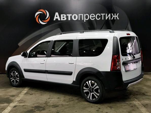 Lada (ВАЗ) Largus I Рестайлинг с пробегом 2025 года, цена 1 799 000 рублей, 10308 км, универсал, Автокод Объявления