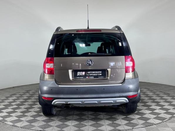 Skoda Yeti I с пробегом 2010 года, цена 649 000 рублей, 216890 км, внедорожник, Автокод Объявления