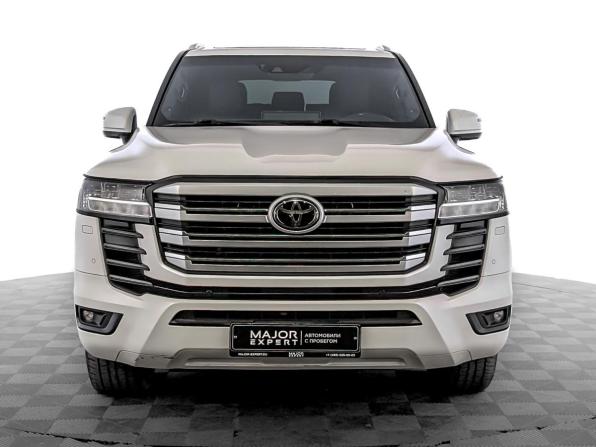 Toyota Land Cruiser 300 Series с пробегом 2022 года, цена 8 950 000 рублей, 53340 км, внедорожник, Автокод Объявления