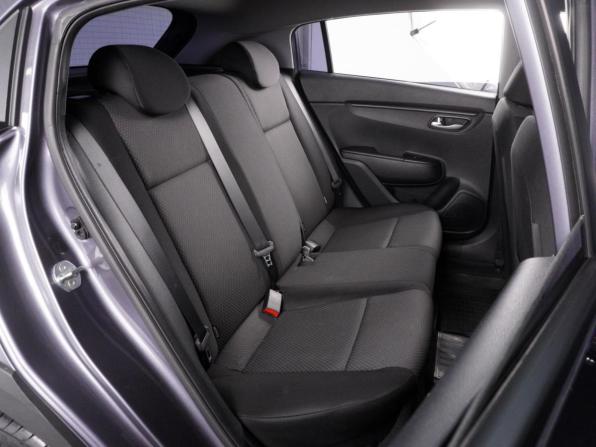 Kia Rio IV Рестайлинг с пробегом 2021 года, цена 1 799 000 рублей, 61773 км, хэтчбек, Автокод Объявления