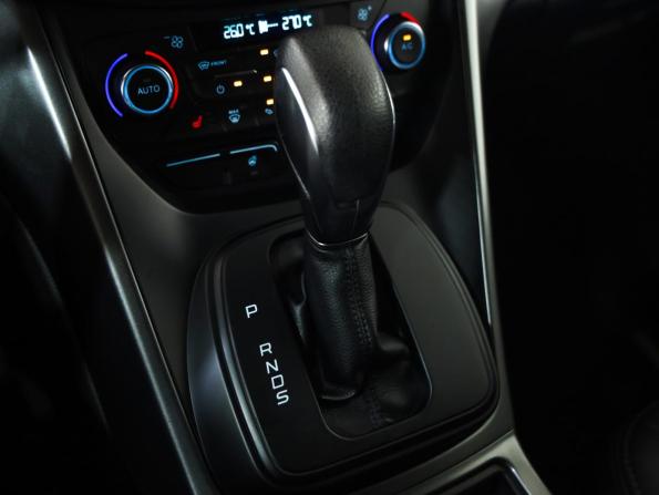 Ford Kuga II Рестайлинг с пробегом 2018 года, цена 1 849 000 рублей, 121877 км, внедорожник, Автокод Объявления
