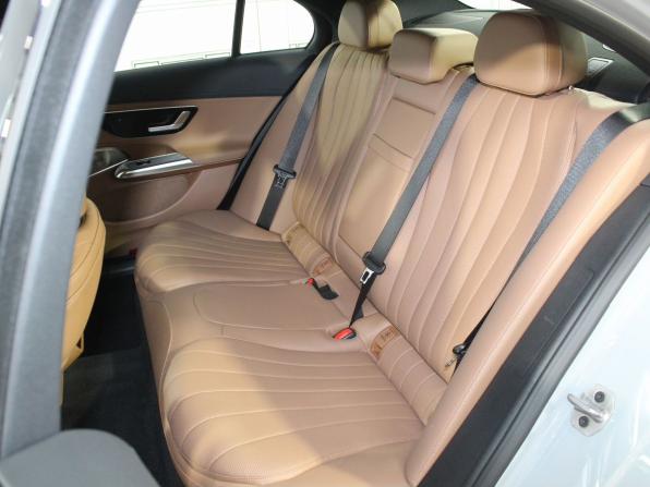Mercedes-Benz E-Класс VI (W214 S214) с пробегом 2025 года, цена 9 750 000 рублей, 27 км, седан, Автокод Объявления