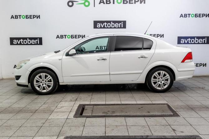 Opel Astra H Рестайлинг с пробегом 2011 года, цена 444 000 рублей, 205000 км, седан, Автокод Объявления