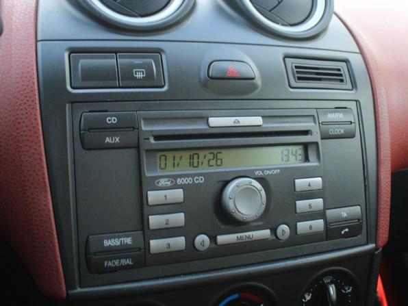 Ford Fiesta Mk5 с пробегом 2007 года, цена 279 000 рублей, 252071 км, хэтчбек, Автокод Объявления