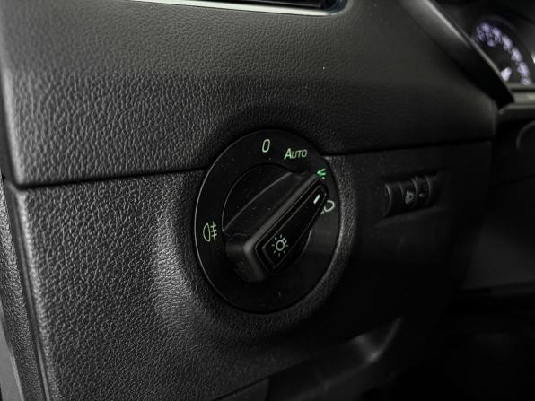 Skoda Octavia III (A7) с пробегом 2015 года, цена 952 000 рублей, 289114 км, лифтбек, Автокод Объявления