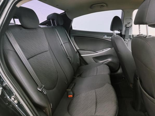 Hyundai Solaris I с пробегом 2012 года, цена 750 000 рублей, 155467 км, седан, Автокод Объявления