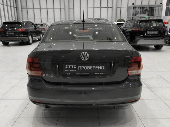 Volkswagen Polo V Рестайлинг с пробегом 2018 года, цена 850 000 рублей, 225945 км, седан, Автокод Объявления