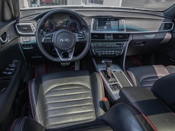 Kia Optima IV Рестайлинг с пробегом 2018 года, цена 2 300 000 рублей, 84713 км, седан, Автокод Объявления