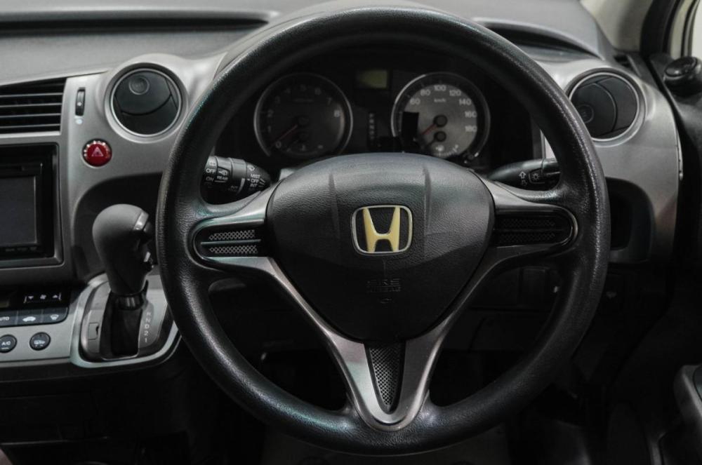 Honda Stream II Новокузнецк  - изображение 20