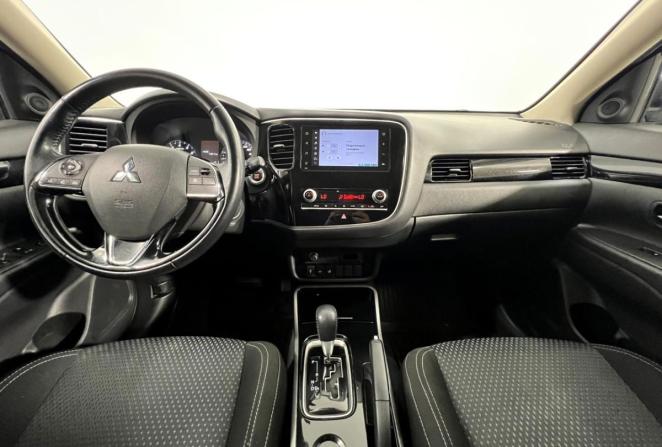 Mitsubishi Outlander III Рестайлинг 3 с пробегом 2021 года, цена 2 295 000 рублей, 82161 км, внедорожник, Автокод Объявления