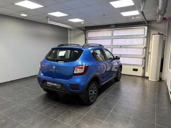Renault Sandero II Рестайлинг с пробегом 2019 года, цена 1 275 000 рублей, 62000 км, хэтчбек, Автокод Объявления
