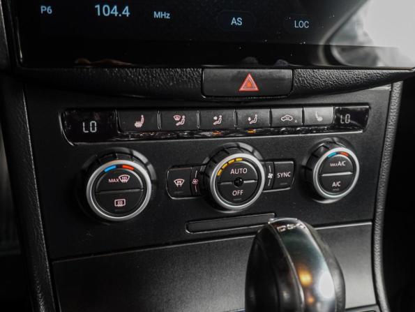 Volkswagen Passat B7 с пробегом 2012 года, цена 1 289 000 рублей, 164870 км, седан, Автокод Объявления