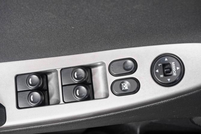 Hyundai Solaris I Рестайлинг с пробегом 2015 года, цена 819 000 рублей, 204000 км, седан, Автокод Объявления