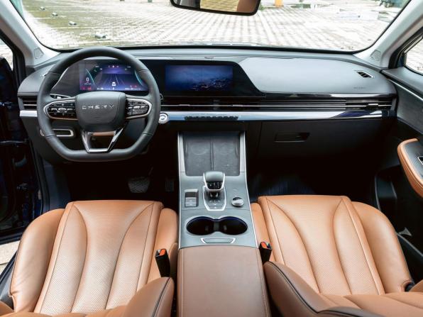 Omoda C5 I с пробегом 2022 года, цена 1 515 000 рублей, 76320 км, внедорожник, Автокод Объявления