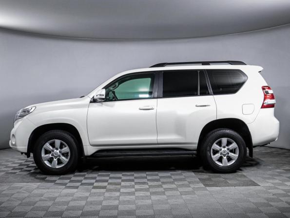Toyota Land Cruiser Prado 150 Series Рестайлинг 1 с пробегом 2015 года, цена 3 900 000 рублей, 82040 км, внедорожник, Автокод Объявления