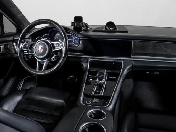 Porsche Panamera II с пробегом 2017 года, цена 7 471 302 рубля, 69653 км, лифтбек, Автокод Объявления
