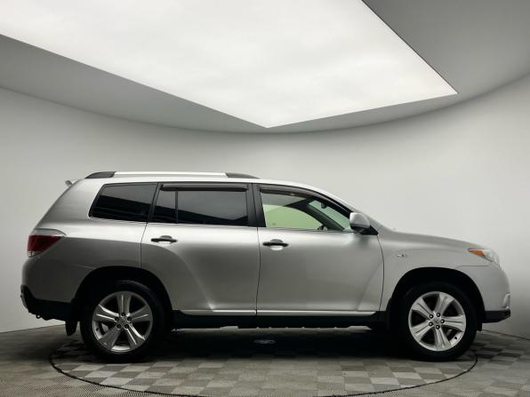 Toyota Highlander II (XU40) Рестайлинг с пробегом 2012 года, цена 2 099 000 рублей, 154469 км, внедорожник, Автокод Объявления