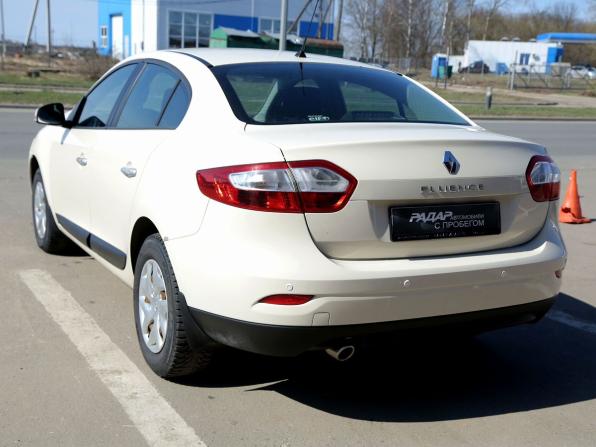 Renault Fluence I Рестайлинг с пробегом 2013 года, цена 618 000 рублей, 174700 км, седан, Автокод Объявления