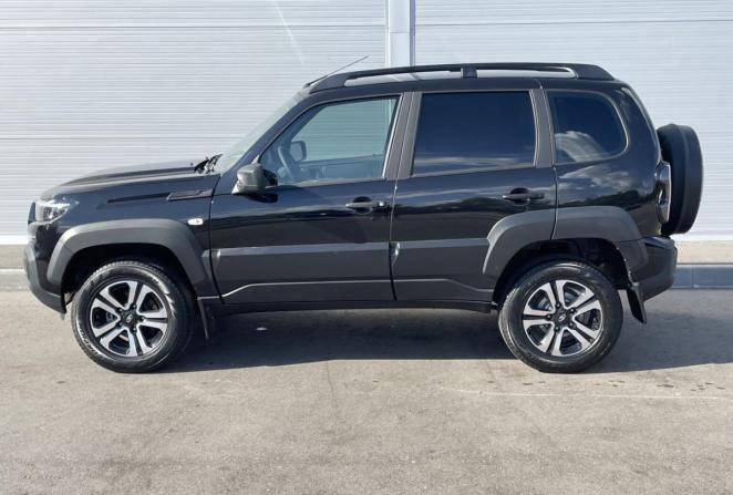 Lada (ВАЗ) Niva I Рестайлинг (Travel) с пробегом 2026 года, цена 1 600 000 рублей, 956 км, внедорожник, Автокод Объявления