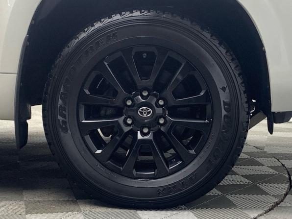 Toyota Land Cruiser Prado 150 Series Рестайлинг 3 с пробегом 2020 года, цена 6 349 000 рублей, 57867 км, внедорожник, Автокод Объявления