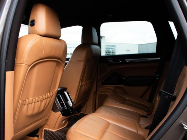 Porsche Cayenne II (958) с пробегом 2013 года, цена 2 799 000 рублей, 136540 км, внедорожник, Автокод Объявления