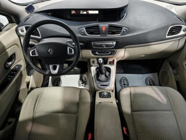 Renault Scenic III с пробегом 2011 года, цена 675 000 рублей, 297436 км, компактвэн, Автокод Объявления